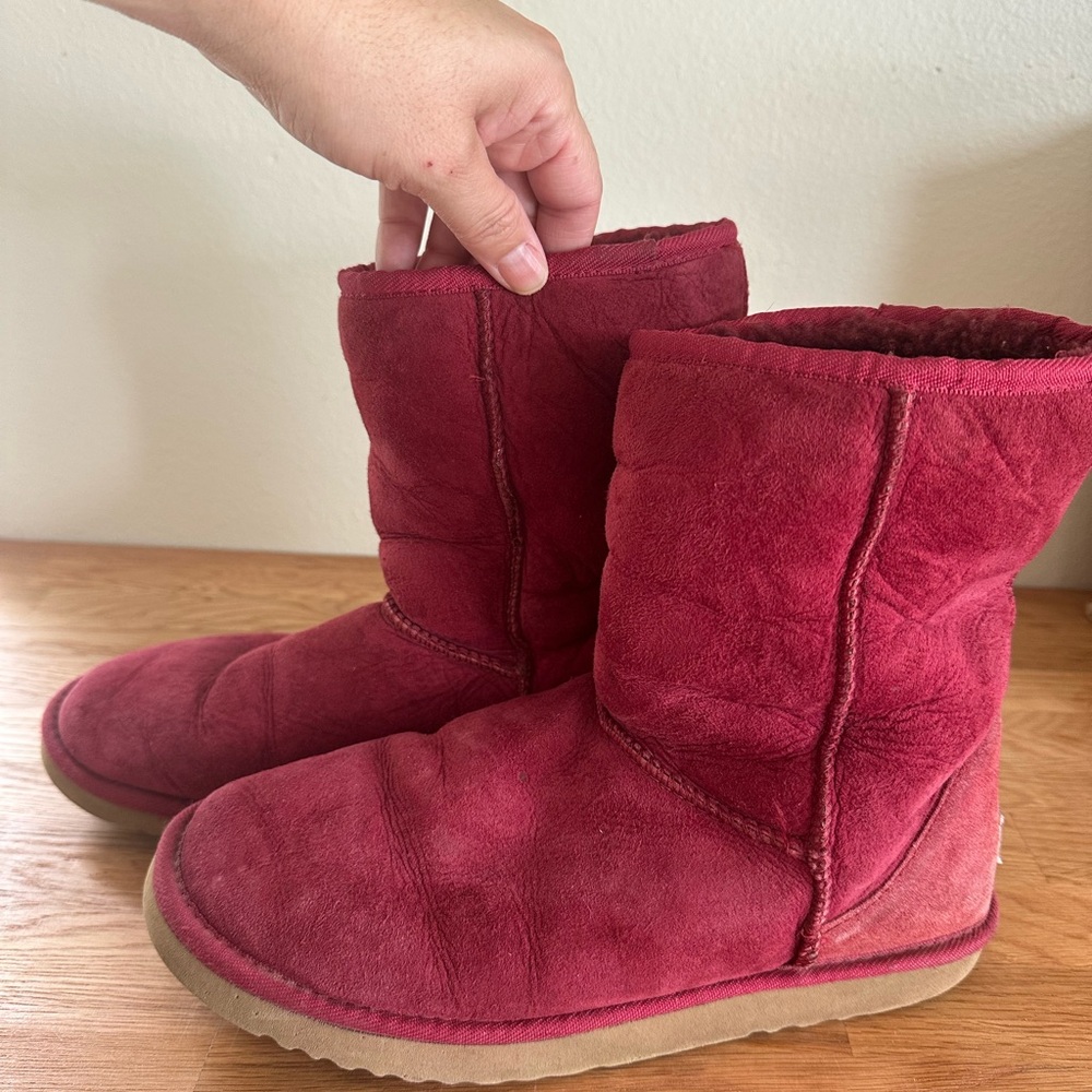 UGG Women's cozy boots